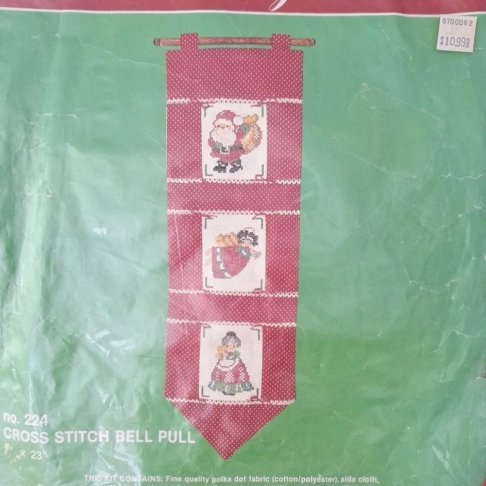 Vintage TITAN Holiday Stitchery Wall Hanging Kit No. 224 Christmas Cross Stitch